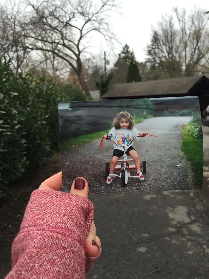 40 Powerful Photos Where People Bring Old Memories Back To Life, As Shared On “Dear Photograph”