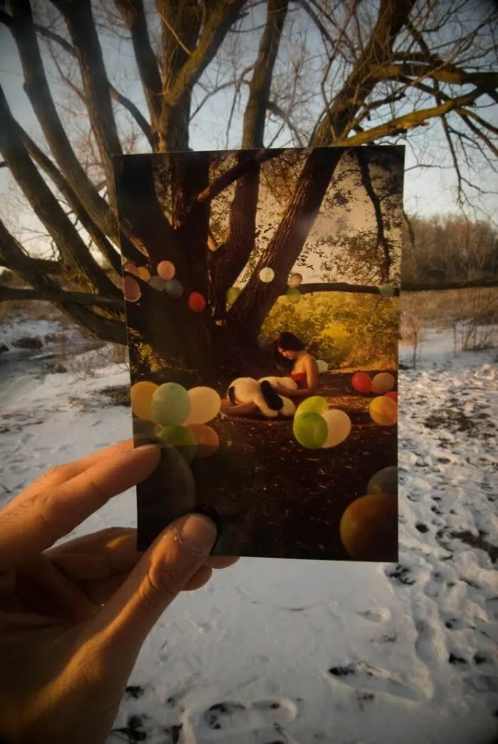 40 Powerful Photos Where People Bring Old Memories Back To Life, As Shared On “Dear Photograph”