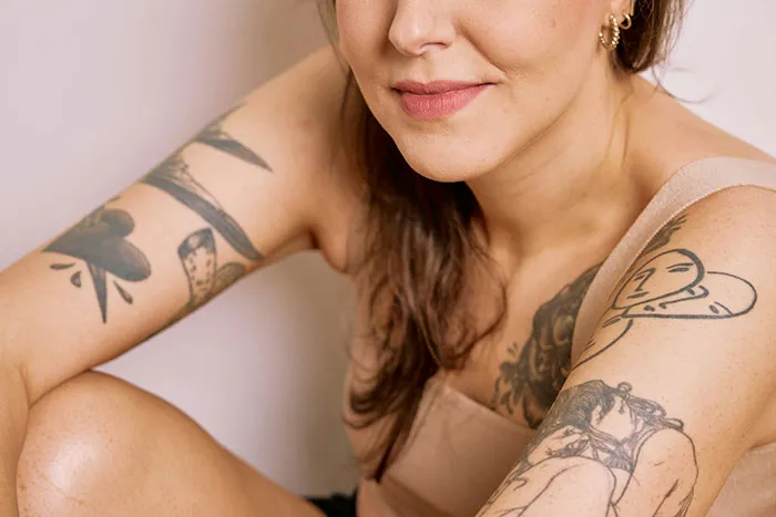 “Dear Reader, It Meant ‘Concubine’”: 49 Tattoos That Don’t Mean What People Thought They Meant