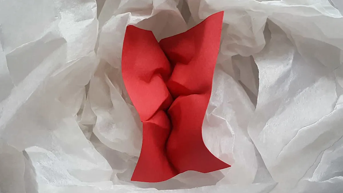 Artist Creates Stunning Optical Illusions Using Only Folded Paper (40 Pics)