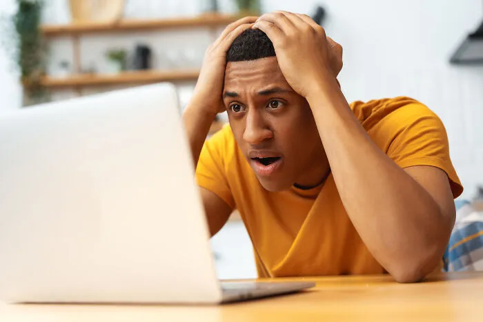 100 Wild Ways People Accidentally Found Out Their Partner Was Cheating