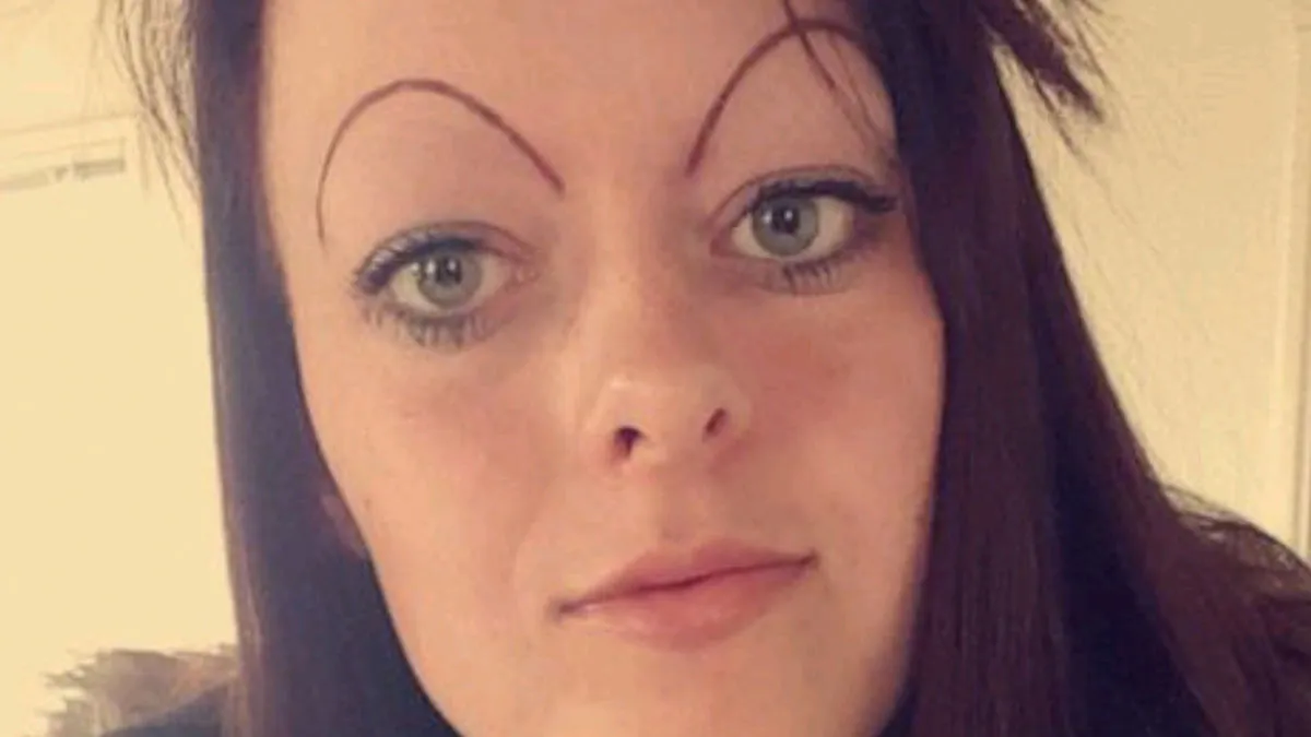 27 Fotos con las cejas más extrañas que puedas imaginar