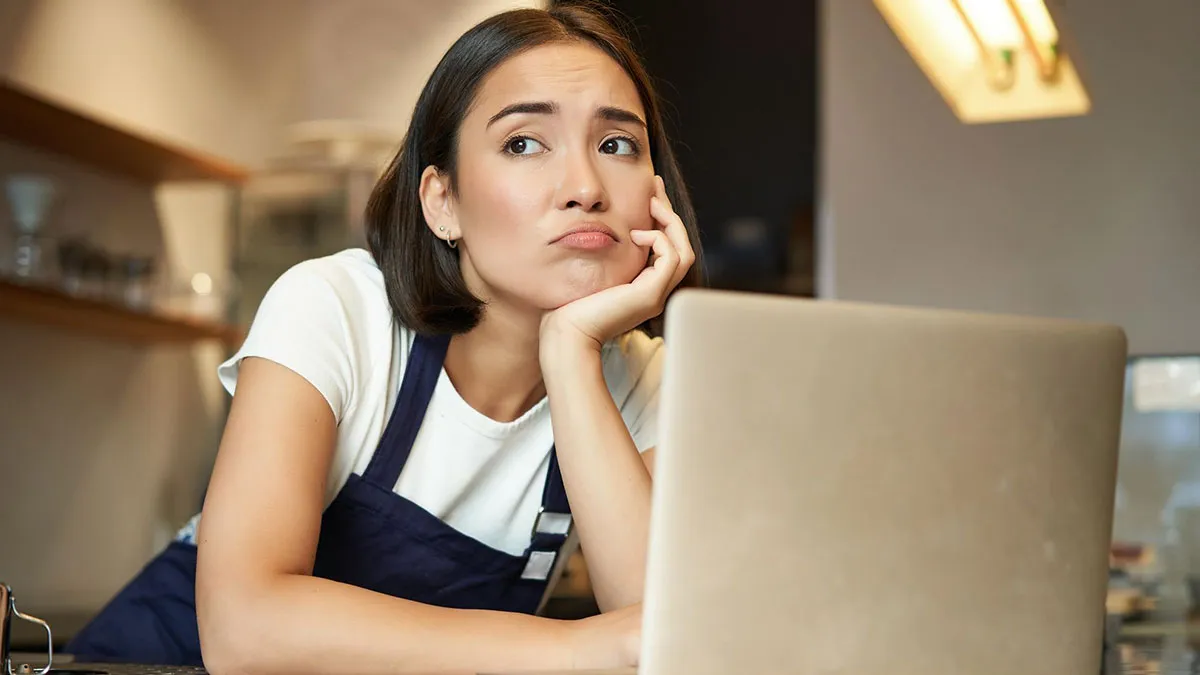 American Woman Identifies As Transracial, Is Shocked That Dutch Colleagues Don't Respect Her
