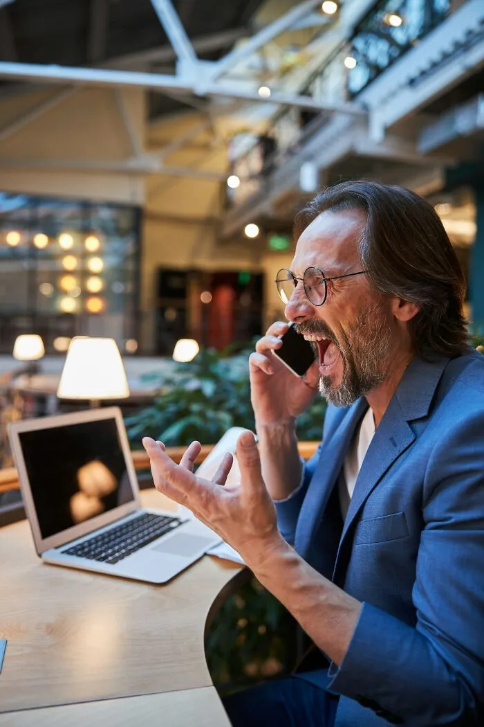 “I Called His Bluff”: 41 People Rage Quit Their Jobs And Share What Happened Next