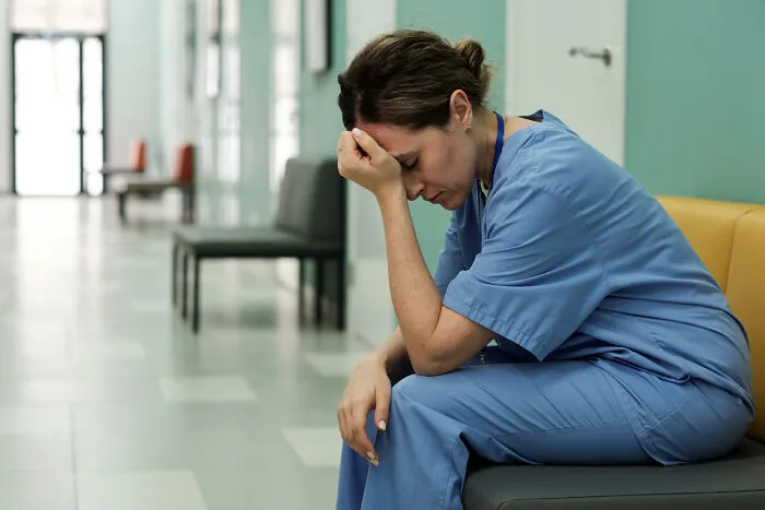 73 People Who Work At Maternity Wards Share The Weirdest Things A Father Has Said Or Done