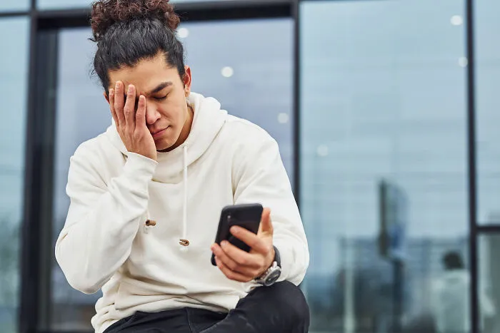 100 Wild Ways People Accidentally Found Out Their Partner Was Cheating