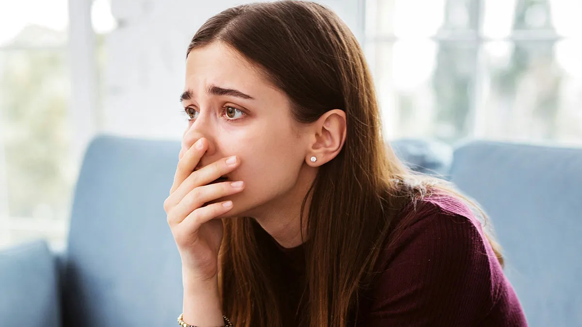 Wife Is Constantly Neglected By Husband, Can’t Seem To Stand Up To Him Until One Message Changes Everything 
