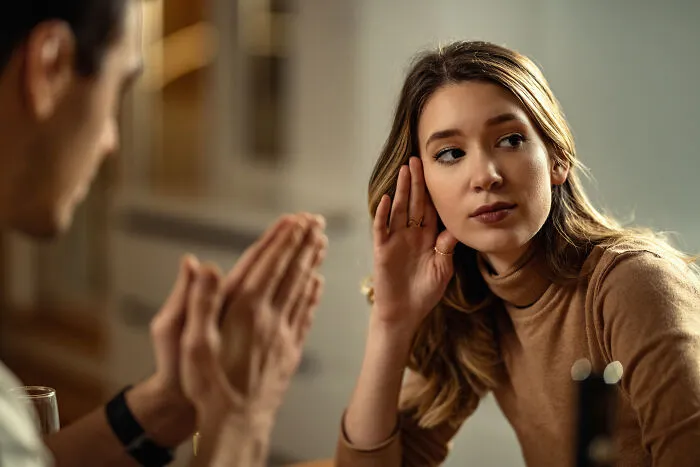 100 Wild Ways People Accidentally Found Out Their Partner Was Cheating