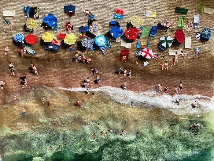 These 55 Hand-Stitched Scenes By This Artist Feel Like Memories Frozen In Time