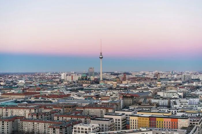 Tourists Reveal 31 Cities Across The Globe That Had An Unexplainable "Dark Energy" To Them