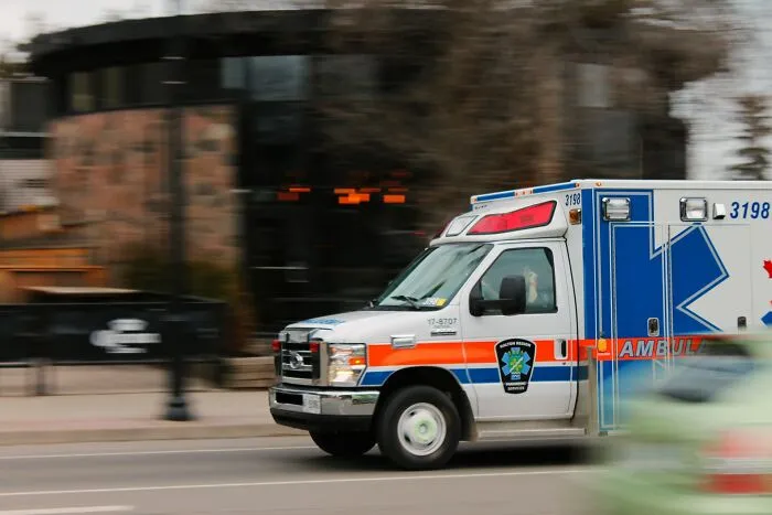 “I Called His Bluff”: 41 People Rage Quit Their Jobs And Share What Happened Next