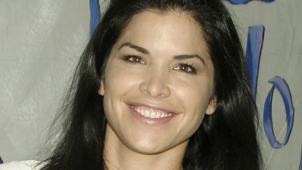 Lauren Sanchez Plastic Surgery Before And After: The "Mar-A-Lago Face" Explained