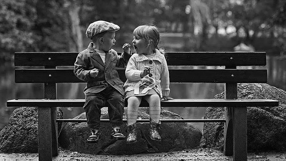 40 Vintage Pics Of Children Shared By ‘Simple Is Beautiful Photography’ Filled With Memory And Tenderness
