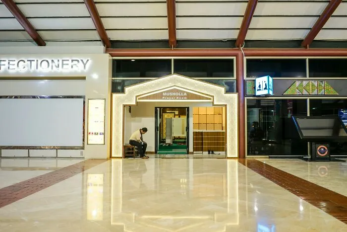 49 Travelers Shared Their Airport Wisdom And It's Gold