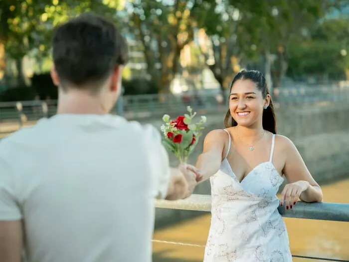 “Recorded The Date With His Glasses”: 75 People Recall Some Of Their Absolute Worst First Dates