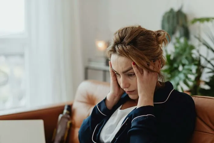 “Recorded The Date With His Glasses”: 75 People Recall Some Of Their Absolute Worst First Dates