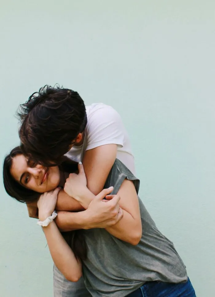 Woman Asks People To Share The Wildest Ways Their Bodies Have Rejected Their Partners, Over 30k People Answer (71 Best Replies)