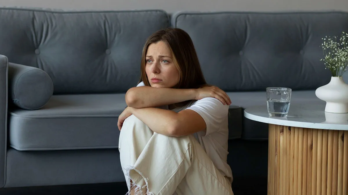 "He's Made It So Hostile": Woman Is Afraid Of Using Living Room After Roommate Gatekeeps Couch 