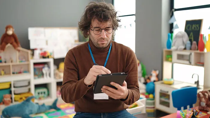 45 Absurd Rules That Schools And Workplaces Tried To Implement But Tanked Miserably