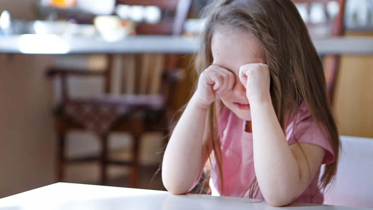 School Traumatizes 6YO With 2-Week Suspension Over Not Touching Snake, Mom Loses It