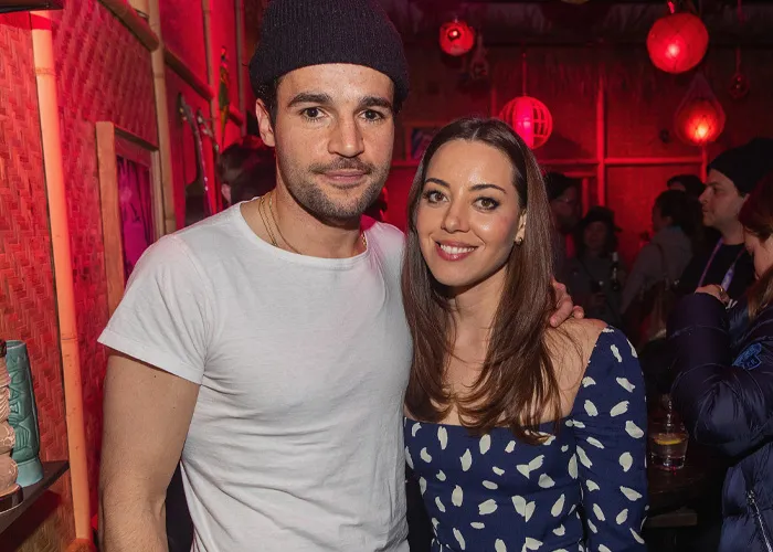 Aubrey Plaza And Chris Abbott