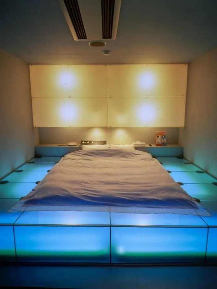 Love Hotels