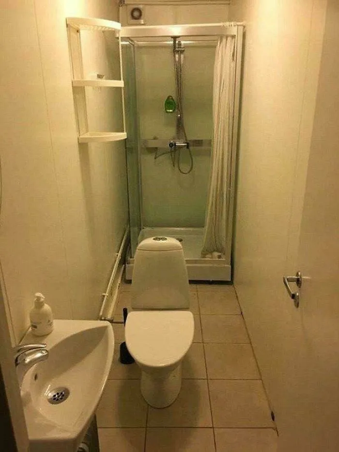 Beautiful Parisian Bathroom