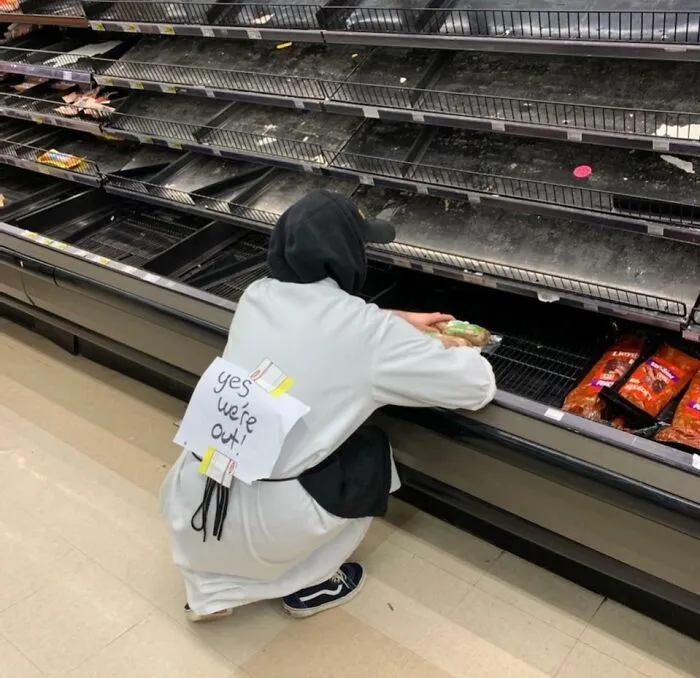 Bro Works At A Grocery Store, He Taped This To His Back As He Tried To Restock