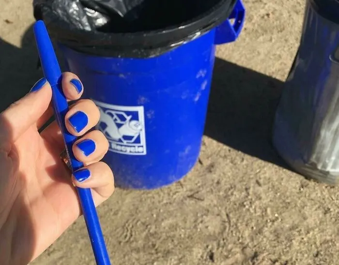 I Didn’t Think My Day Could Get Any Better With My Nails Matching My Pen, But Then We Run Into This Bin!