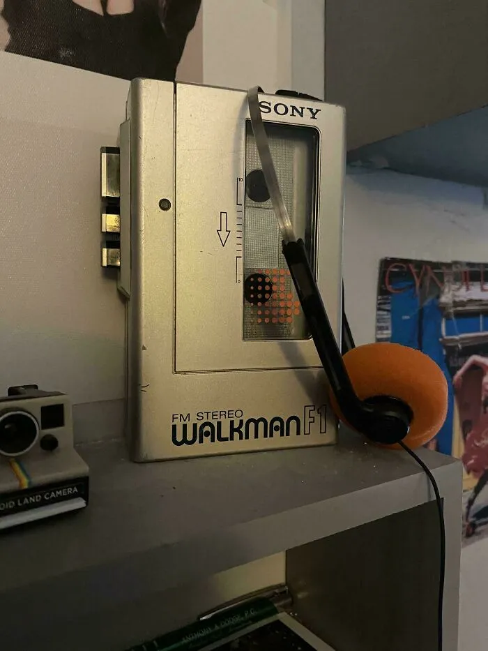 Sony Walkman Wm-F1 (1983)
