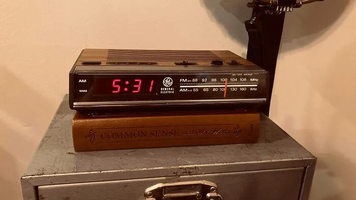 ‘80s Alarm Clock
