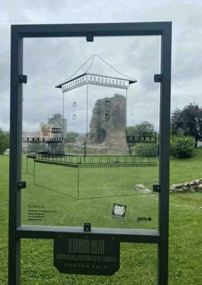 Visualizador en acrílico de estas ruinas en Serbia
