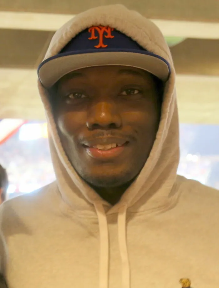 American Comedian Michael Che, 43