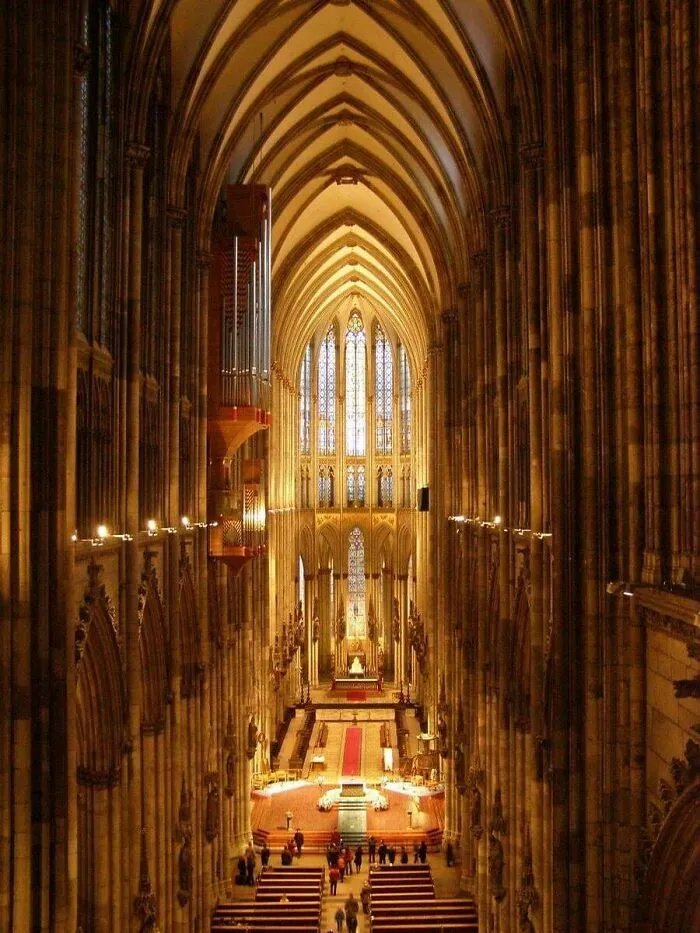 Terrifyingly Huge Interior Of Germany's Cologne Cathedral!