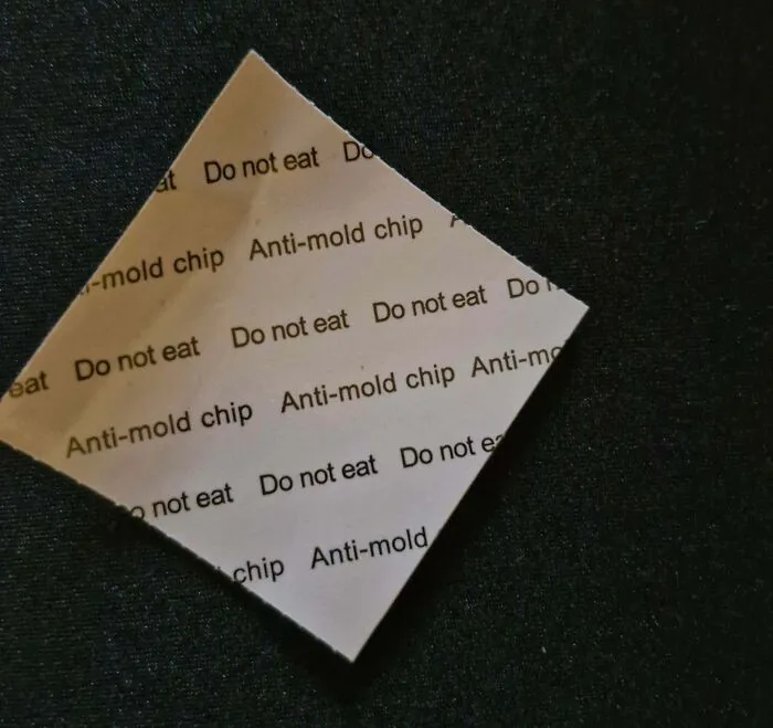 How Does This Paper Chip Work? How Can Such A Paper Chip Repel Mold? Is It Safe To Be Reused? 
