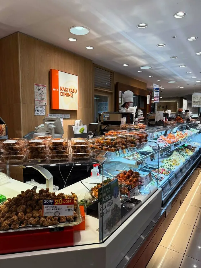 Underground Food Halls (“Depachika”)