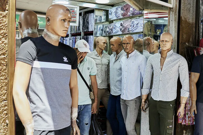 30 Fotografías callejeras donde la oportunidad, la suerte y las coincidencias curiosas crean magia