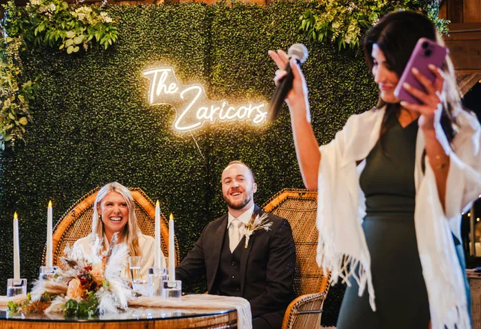 “She Couldn’t Even Drink Yet”: Wedding Photogs Recall 36 Couples That Were Headed For Divorce From The Start
