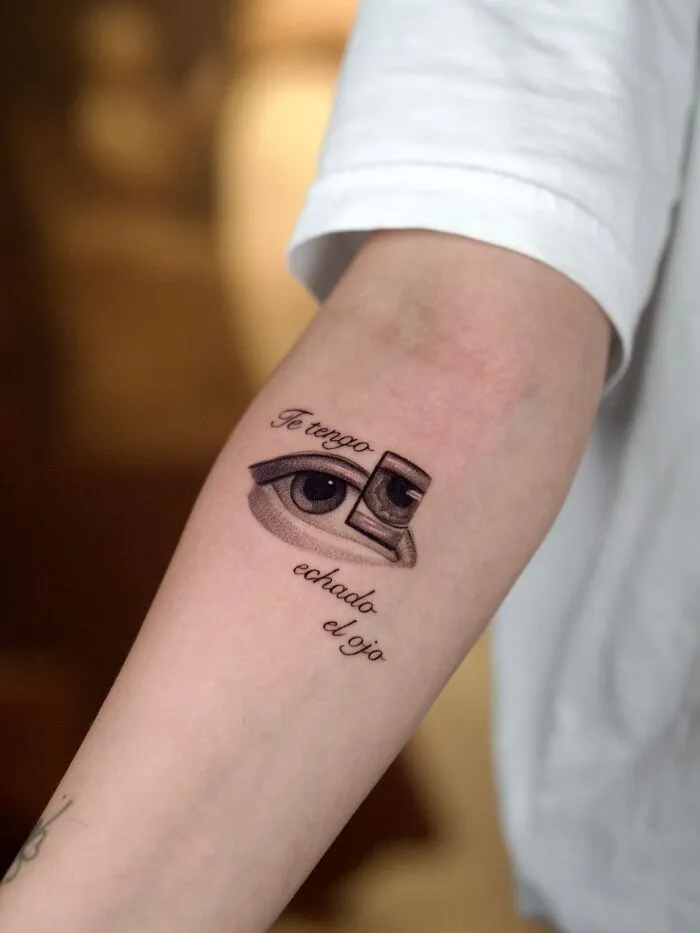 An Immortal Gaze