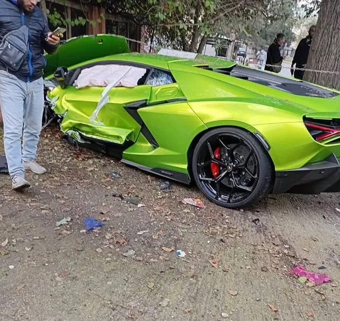 Final Test Drive Gone Wrong: Service Driver Wrecks Lamborghini Revuelto On Delivery Day!