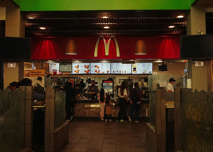 45 Non-Americans Confess The Strange Things They Assumed About Americans
