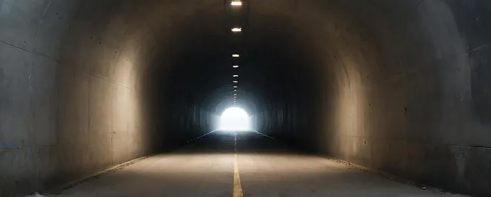 “There Is No Heaven”: 34 People Clinically Stopped Exiting And Came Back With Unbelievable Stories