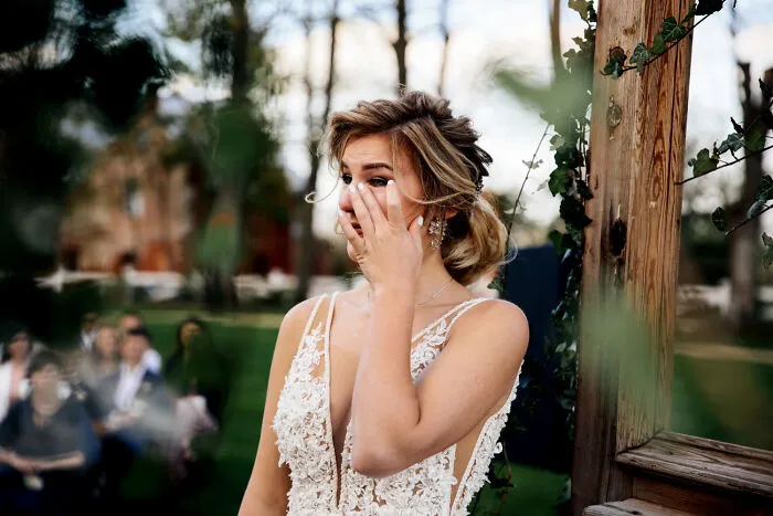 “Perfect Mid-Sneeze Shot”: 33 Of The Worst Moments Photographers Saw And Captured At Weddings