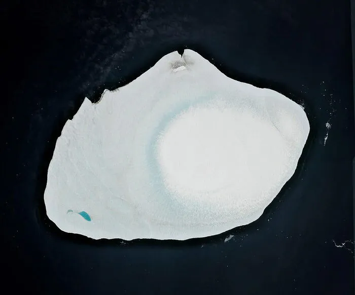 Ushakov Island, Arctic Ocean
