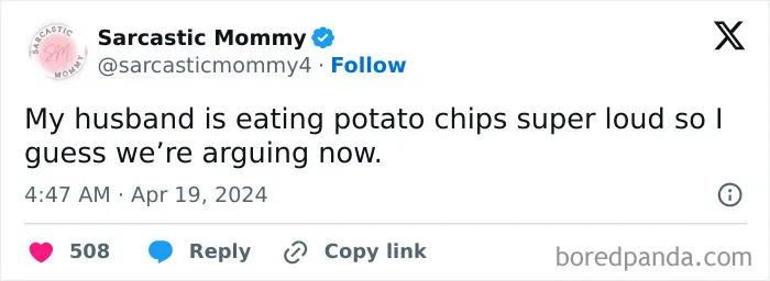 Funny tweet about husband eating potato chips loudly and causing an argument in married life
