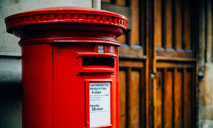 42 Strange Packages That Left Delivery Workers Very Confused
