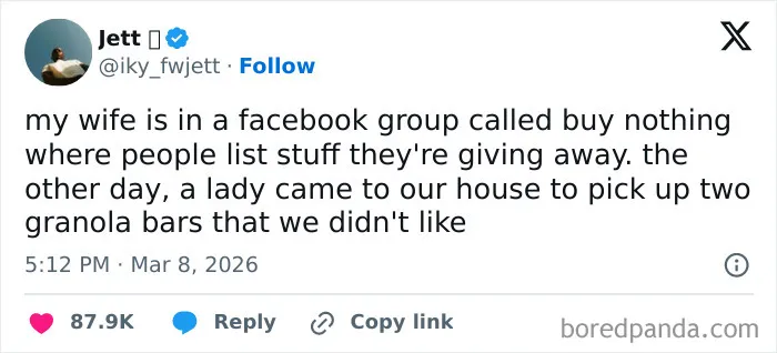 87 Unhinged And Entertaining Neighbor Antics Shared By This X Page (New Pics)