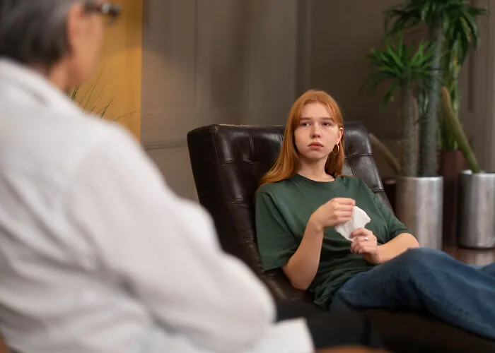 35 Honest Stories From People Who Spent Time Inside Psych Wards