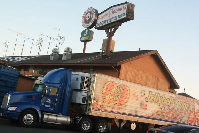 “Still Get Nightmares”: 61 Truckers Open Up About Places They Genuinely Fear