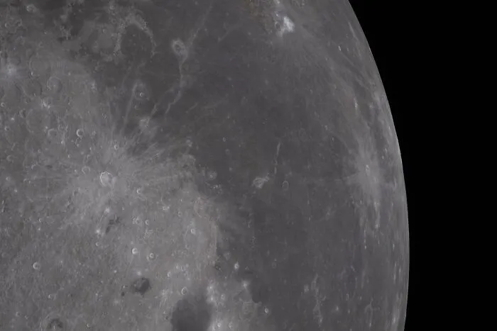 A Cross Section Of Lunar Geology